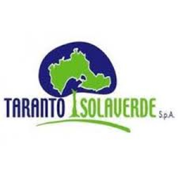 TARANTO, continua la protesta dei lavoratori di Isolaverde. Gli operai salgono sui tetti. Intrventi dei Consigliere regionali, Arnaldo Sala e Giuseppe Cristella (Pdl) e dei rappresentanti PDL Luigi Laterza e Michele Santoro.